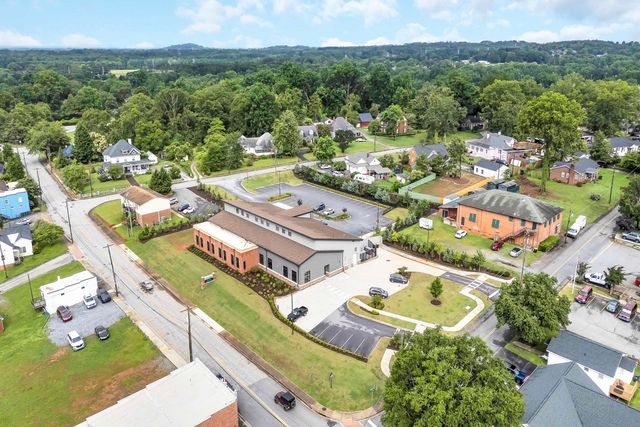 17 Bishop Street, Inman, SC 29349