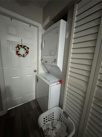 11431 SW 7th Ter 303-C, Sweetwater, FL 33174