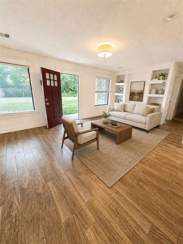 5010 Crane Street, Houston, TX 77026