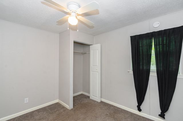 402 W Camp Street, Brazoria, TX 77422