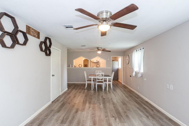 402 W Camp Street, Brazoria, TX 77422