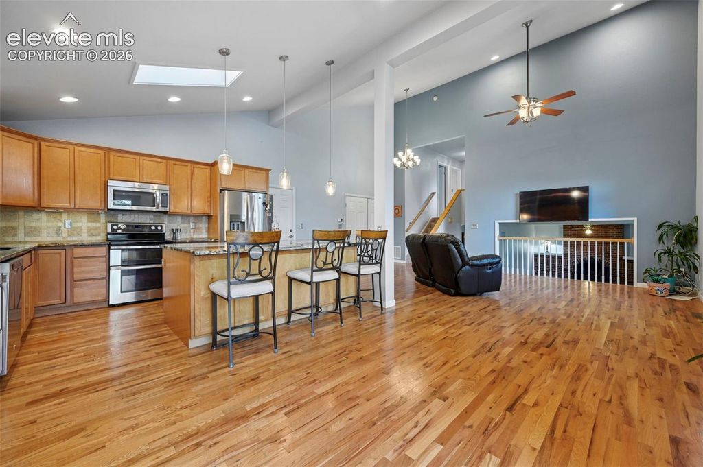 3202 Bell Mountain Drive, Colorado Springs, CO 80918 — photo 2