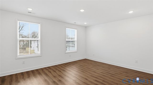 129 S Little Church St, Petersburg, VA 23803