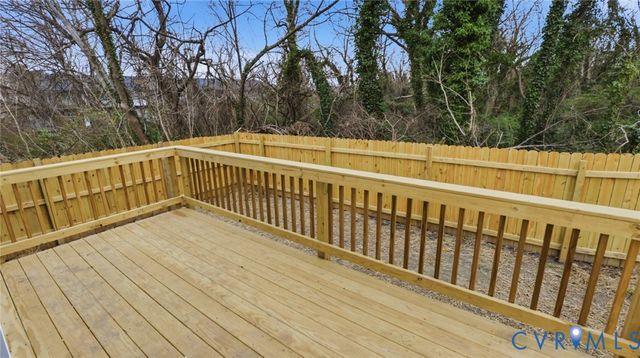 129 S Little Church St, Petersburg, VA 23803