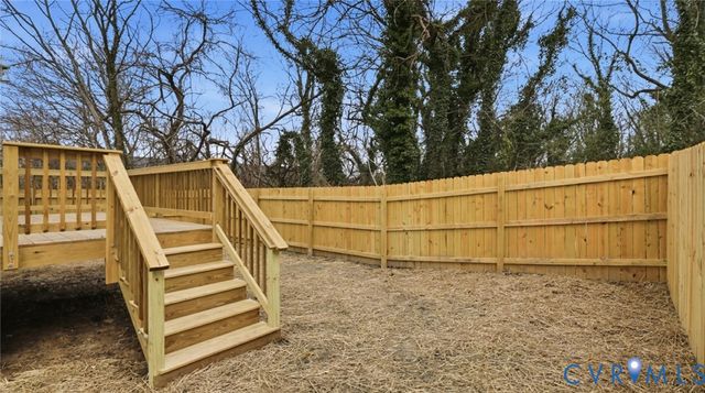 129 S Little Church St, Petersburg, VA 23803