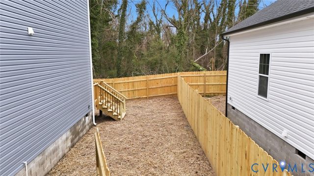 129 S Little Church St, Petersburg, VA 23803