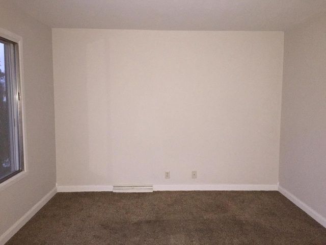 1404 87th PLACE, Kenosha, WI 53143