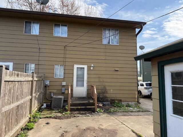 1404 87th PLACE, Kenosha, WI 53143