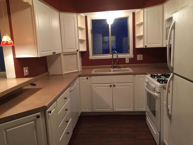 1404 87th PLACE, Kenosha, WI 53143