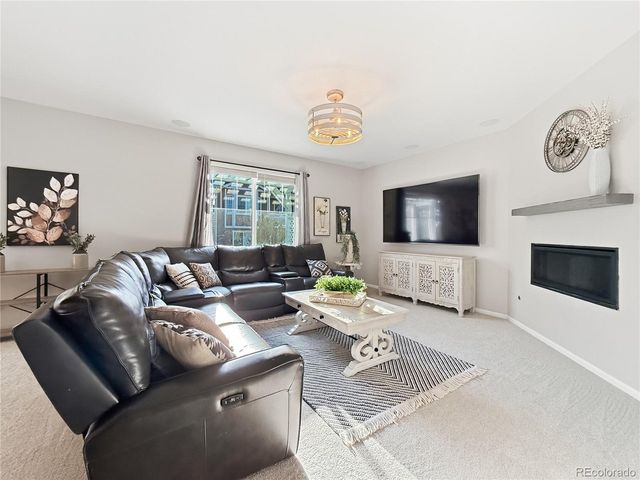4647 Gray Wolf Ln, Castle Rock, CO 80104