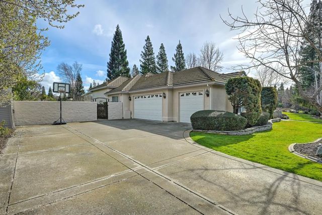 4620 Miners Cove Cir, Loomis, CA 95650