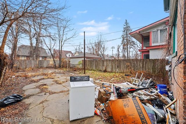 15110 Lesure Street, Detroit, MI 48227