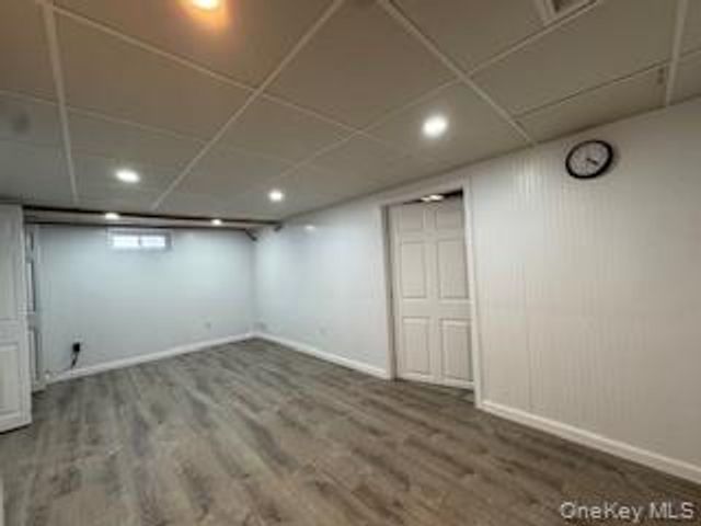 25 Alma Lane, Plainview, NY 11803