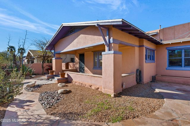 1045 N 3rd Avenue, Tucson, AZ 85705