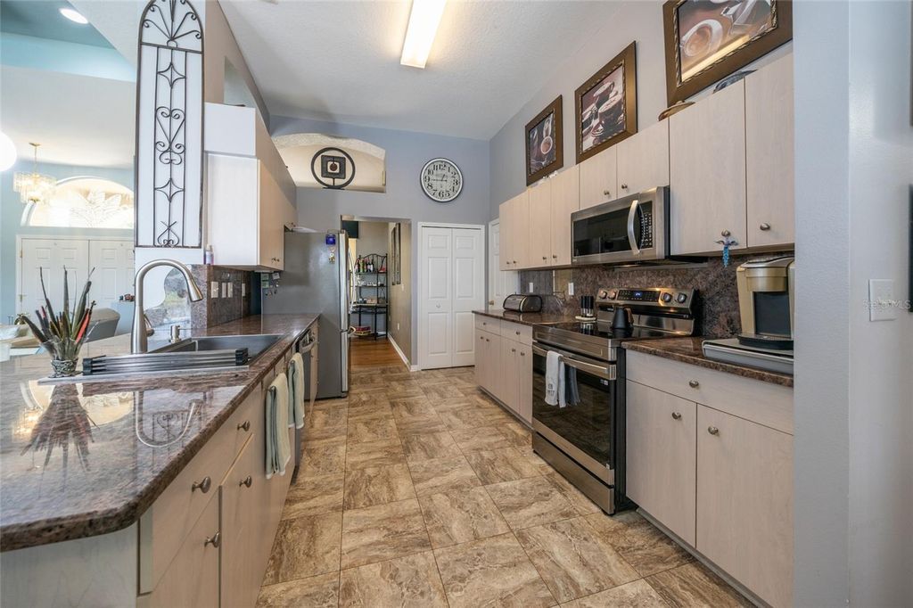 Image 11 of property listing at 1887 CREEKWATER BOULEVARD, Port Orange, FL 32128