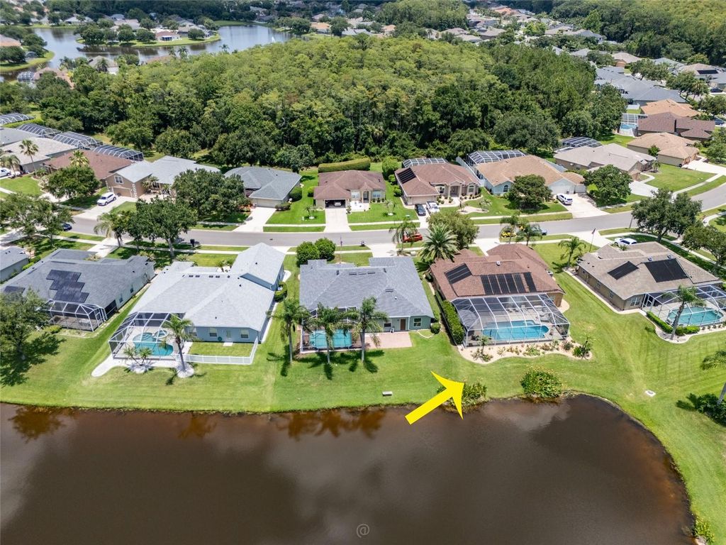 Image 8 of property listing at 1887 CREEKWATER BOULEVARD, Port Orange, FL 32128