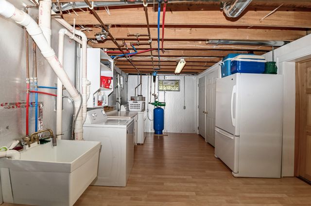 4883 Woolper Road, Petersburg, KY 41080