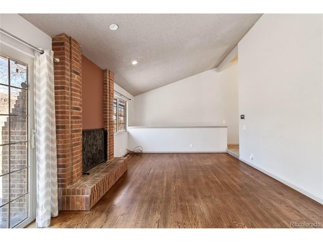 3691 S Mission Pkwy, Aurora, CO 80013