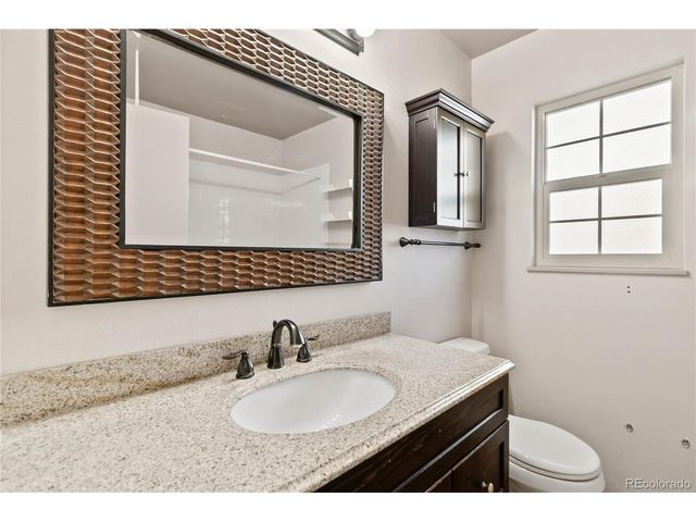 3691 S Mission Pkwy, Aurora, CO 80013