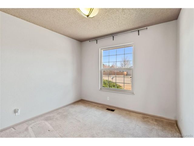 3691 S Mission Pkwy, Aurora, CO 80013