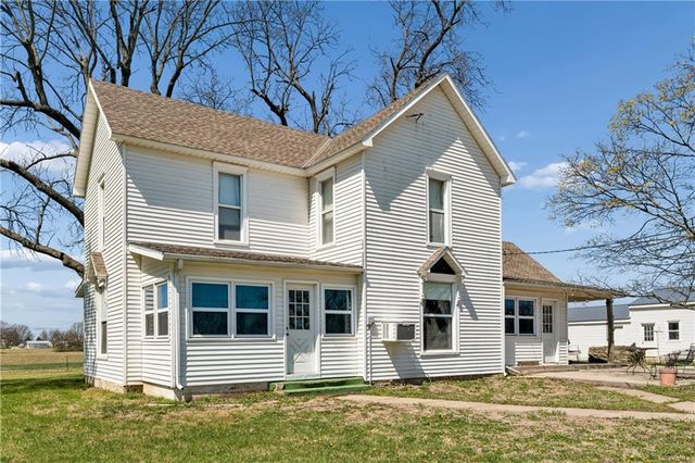 10290 W 271st Street, Louisburg, KS 66053