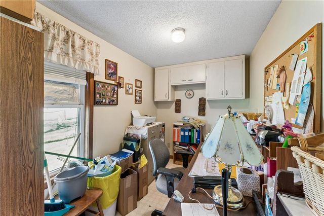 10290 W 271st Street, Louisburg, KS 66053
