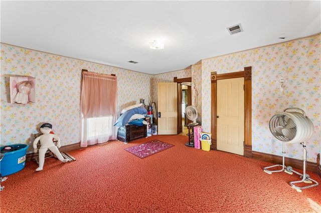10290 W 271st Street, Louisburg, KS 66053