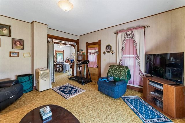 10290 W 271st Street, Louisburg, KS 66053