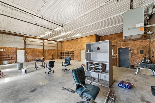 10290 W 271st Street, Louisburg, KS 66053