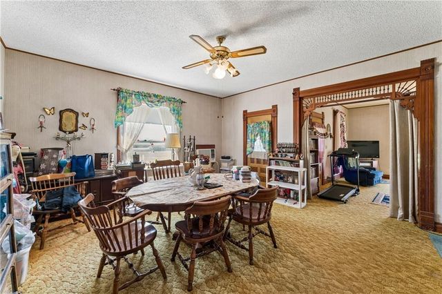 10290 W 271st Street, Louisburg, KS 66053