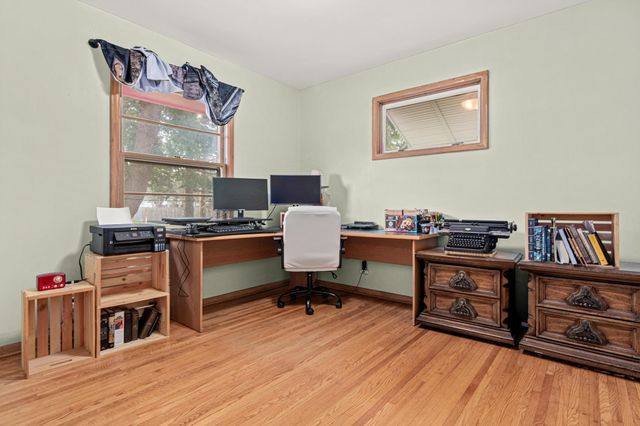 2708 Williams Drive, Burnsville, MN 55337