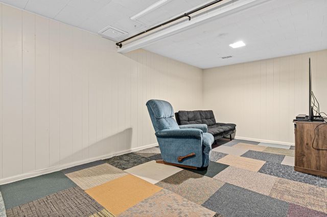 2708 Williams Drive, Burnsville, MN 55337