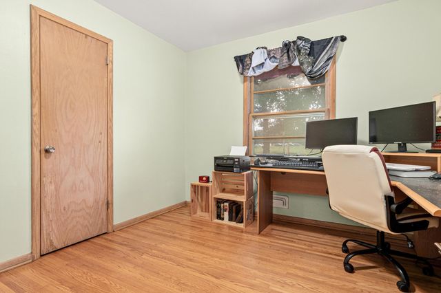 2708 Williams Drive, Burnsville, MN 55337