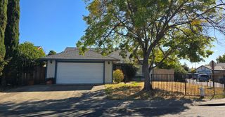 8266 Summer Sunset Dr, Sacramento, CA 95828