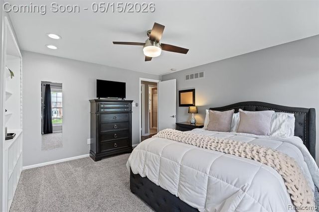 4238 Apple Valley Lane, West Bloomfield, MI 48323