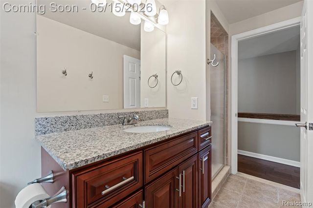 4238 Apple Valley Lane, West Bloomfield, MI 48323