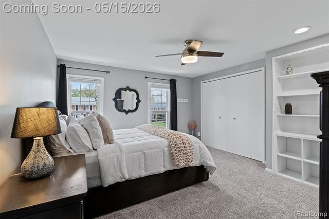 4238 Apple Valley Lane, West Bloomfield, MI 48323