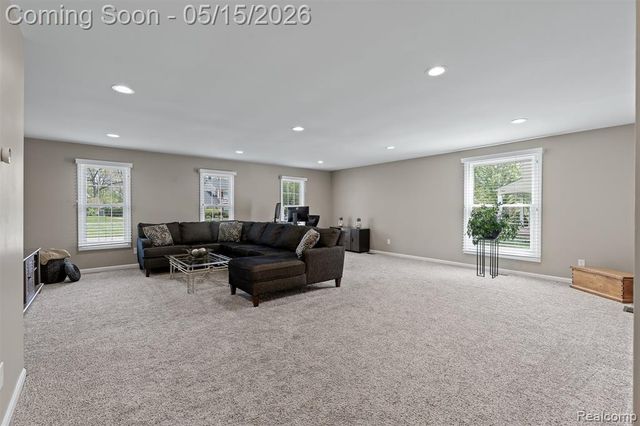 4238 Apple Valley Lane, West Bloomfield, MI 48323