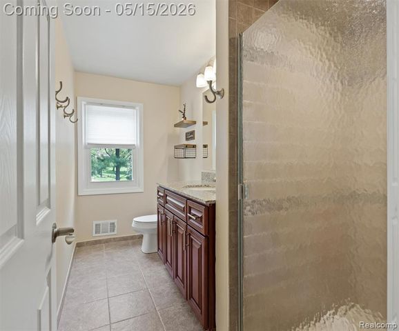 4238 Apple Valley Lane, West Bloomfield, MI 48323