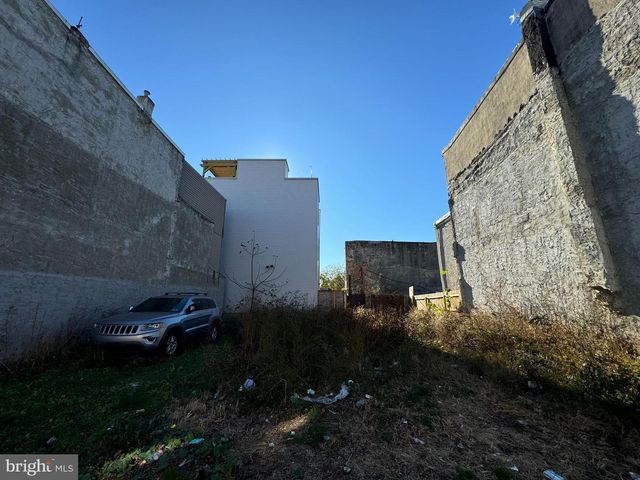 402 DIAMOND ST, Philadelphia, PA 19122