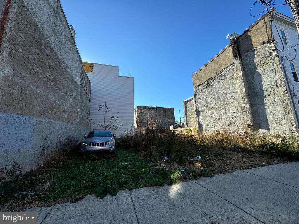 402 DIAMOND ST, Philadelphia, PA 19122