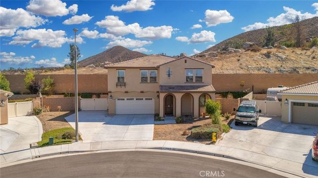27268 Hideout Court, Menifee, CA 92585