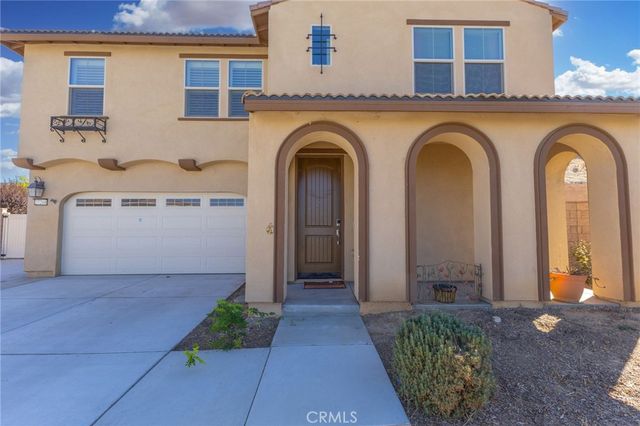 27268 Hideout Court, Menifee, CA 92585