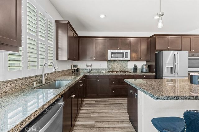 27268 Hideout Court, Menifee, CA 92585