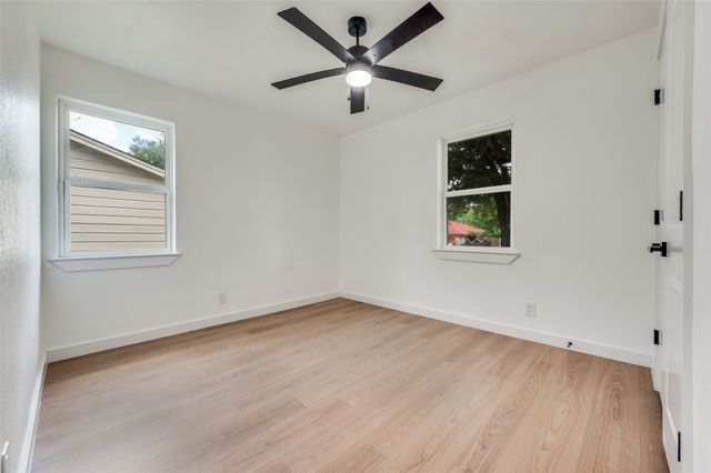 1646 Jackson Street, Grand Prairie, TX 75051