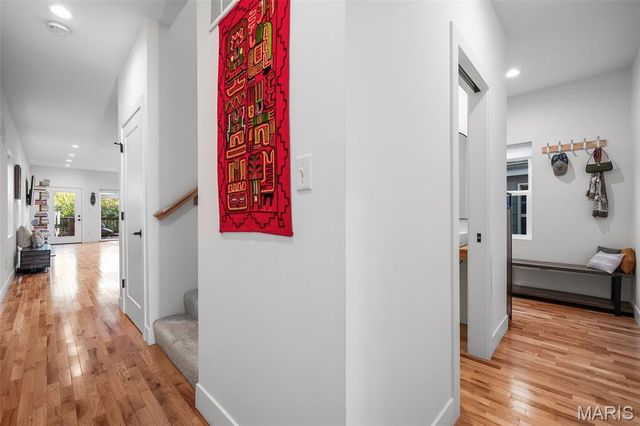 3215 Jasper Park, St Louis, MO 63139