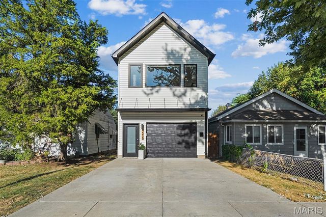 3215 Jasper Park, St Louis, MO 63139