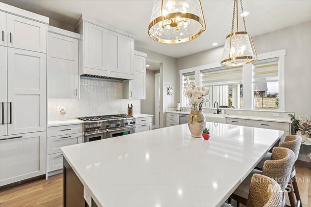 11329 N Elk Ridge Way, Boise, ID 83714