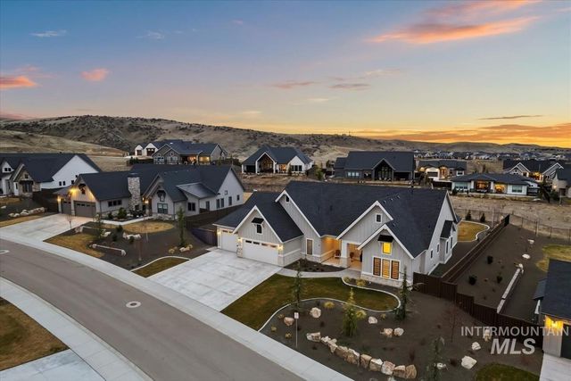 11329 N Elk Ridge Way, Boise, ID 83714