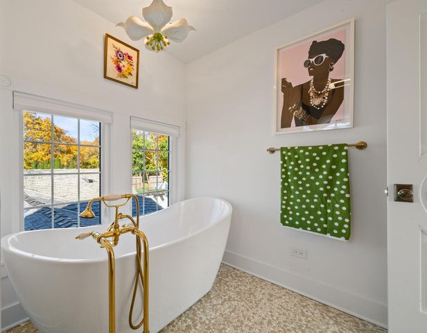 N1702 Durand LANE, Lake Geneva, WI 53147